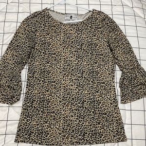 Dainty Jewels layering shirt